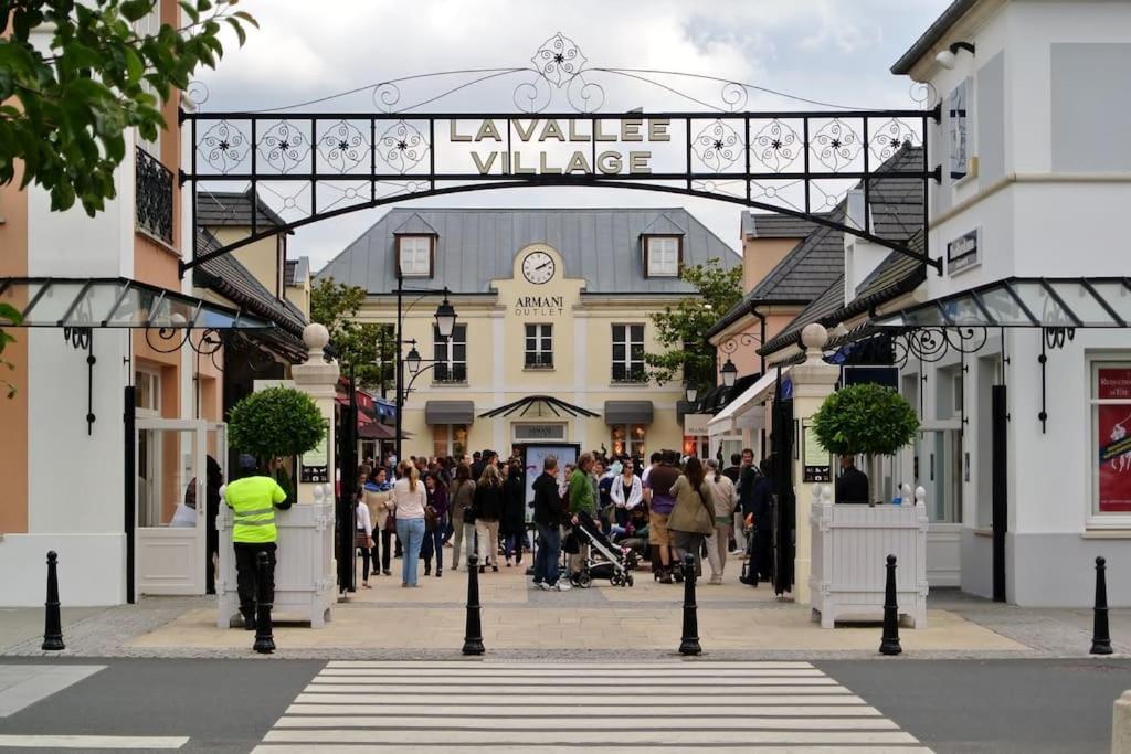 Le Bonheur *disney*paris*rer A*